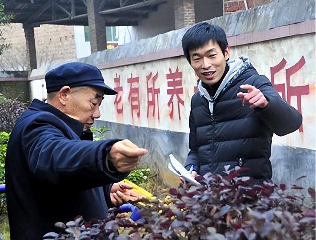 致雷锋（献礼建团百年 _ 这封穿越时空的信，请您听我说……）