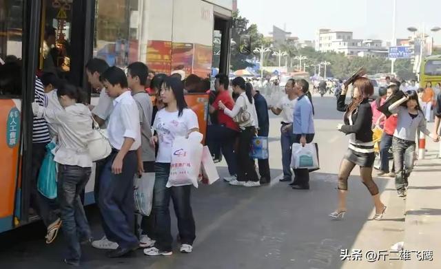 口述实录我在东莞跑摩的，与一位夜店女工的情感纠结